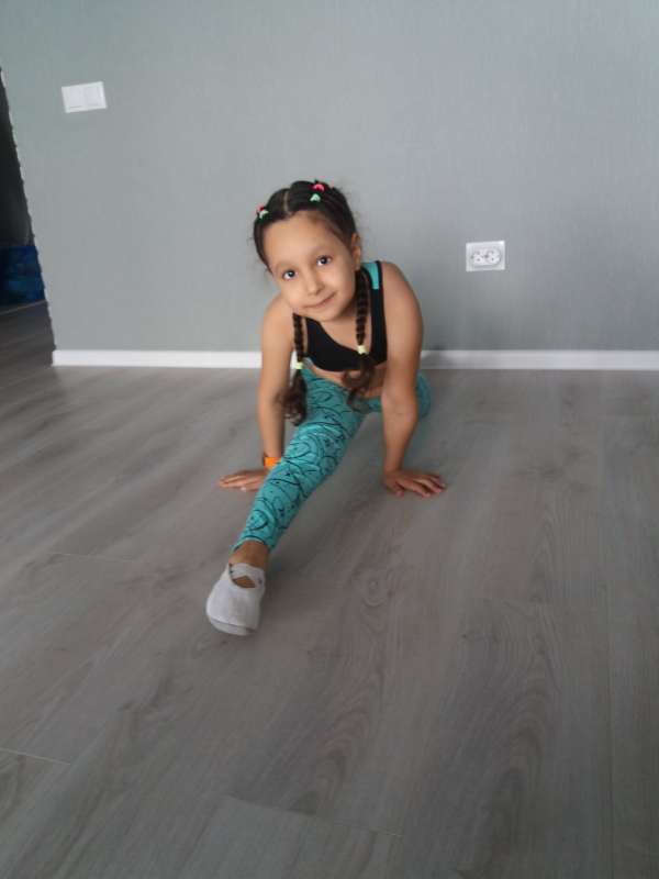 IMG-ef6ed3bb08390ab510220e8e8aa824d1-V.jpg