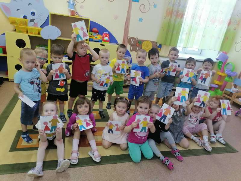 Девочки и мальчики 