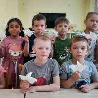 Птица мира на защите Родины!