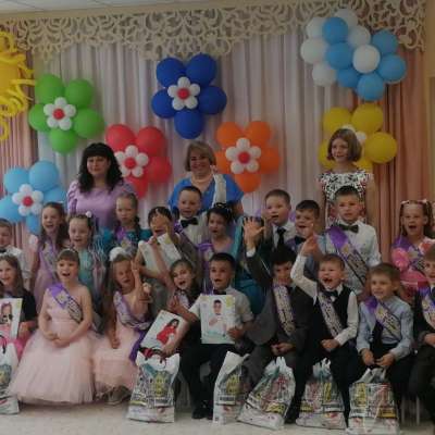 В добрый путь, наши дорогие выпускники! 