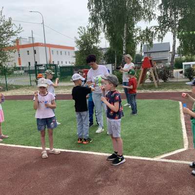 "Счастливое детство"