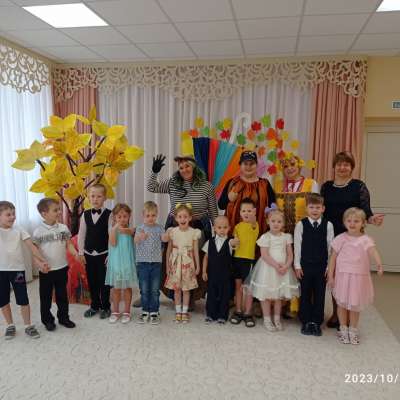 Праздник осени в старшей группе "АБВГДЕЙКА"