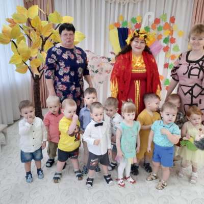 В гости пришла красавица - Осень!