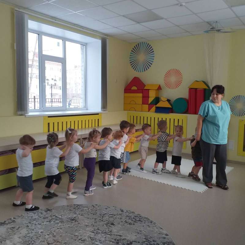 Очень любим заниматься по утрам зарядкой!