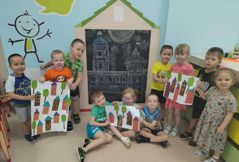 Любовь и уважение к Родине начинается с любви к самым близким людям!