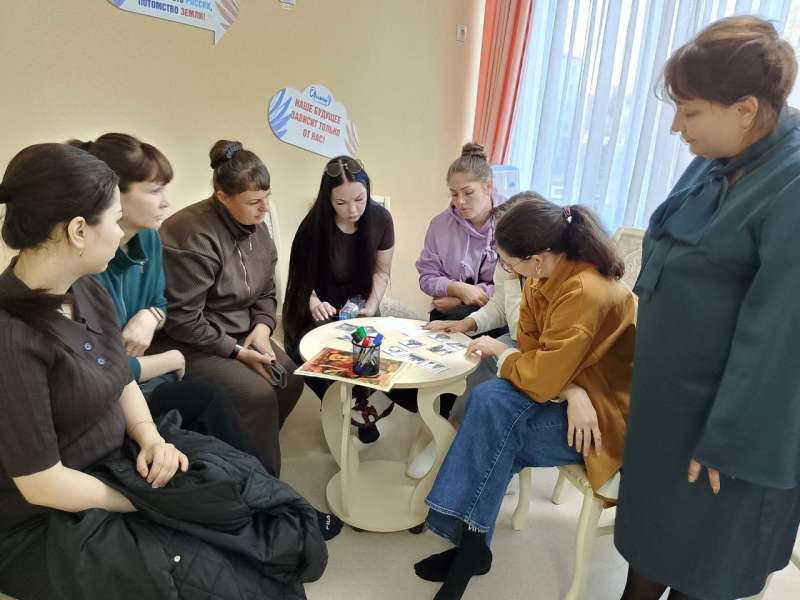 Родительское собрание в формате интерактивного воркшопа на тему: «Читаем, запоминаем, развиваем»